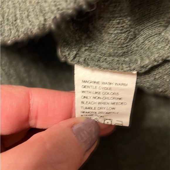 Van Heusen Studio Knit 1/4 Zip Pullover – Green – Size M - Picture 10 of 10